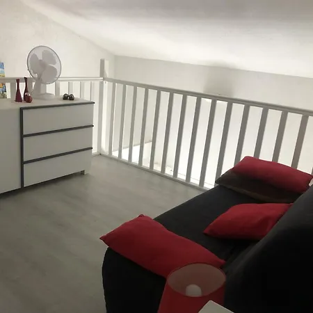 Villa T3 Mezzanine 6p - Piscine, Parking, Proche Et Port A Saint-cyprien - Fr-1-793-25