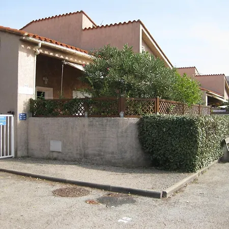 Villa T3 Mezzanine 6p - Piscine, Parking, Proche Et Port A Saint-cyprien - Fr-1-793-25 Saint-Cyprien (Pyrenees-Orientales)
