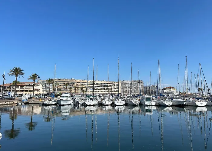 T3 Mezzanine 6p - Piscine, Parking, Proche Et Port A Saint-cyprien - Fr-1-793-25 Villa *